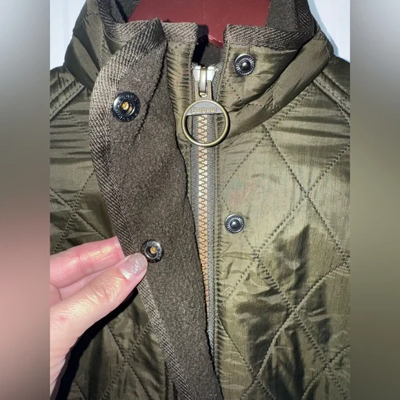 Barbour Calvary Polarquilt Utility Jacket - Dark Olive - Picture 3 of 8